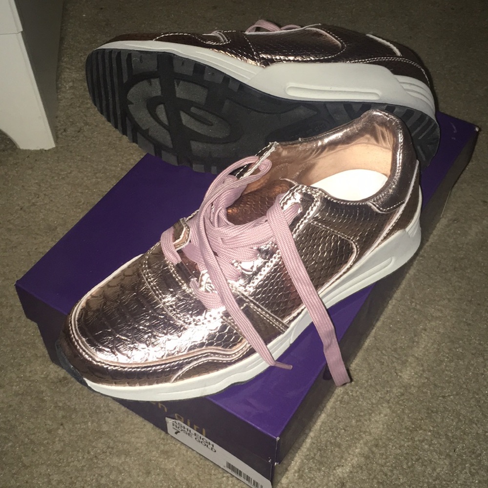Sneakers